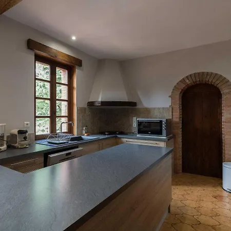 Les Deux Pigeonniers Casa de Férias Verfeil (Haute-Garonne)